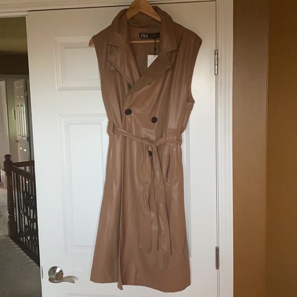 Zara Faux Leather Vest size large NEW! - Picture 3 of 4